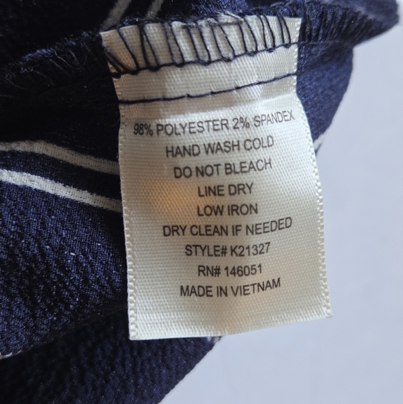 Monteau Striped Two Pocket Top - Picture 9 of 9